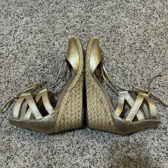 Vionic Aruba Calypso Lace-Up Wedge Gold Espadrilles—7 - Picture 8 of 14